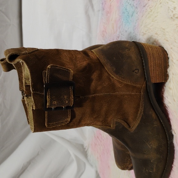 Olukai Kalulani Boot Seal Brown Mustang Distressed Boots Sz.7 Gently Worn - Picture 2 of 16